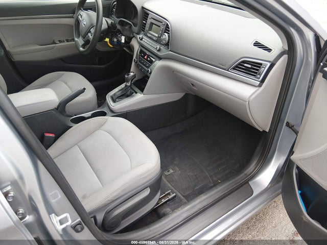 Продаж на аукціоні авто 2017 Hyundai Elantra Se, vin: 5NPD74LFXHH138955, номер лоту: 45968941