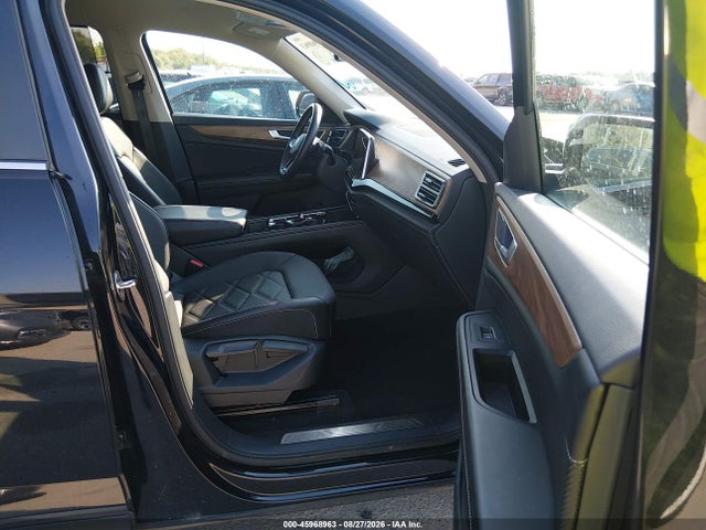 2024 Volkswagen Atlas 2.0t Se W/technology მანქანა იყიდება აუქციონზე, vin: 1V2HR2CA8RC581931, აუქციონის ნომერი: 45968963