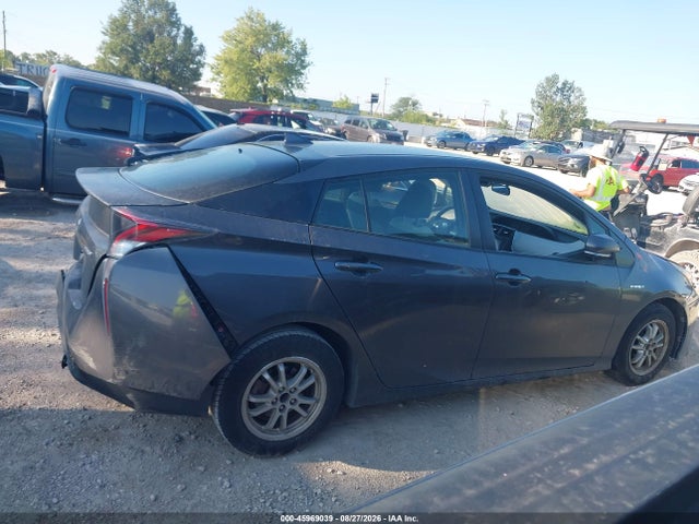 2016 Toyota Prius Two მანქანა იყიდება აუქციონზე, vin: JTDKBRFU5G3507390, აუქციონის ნომერი: 45969039