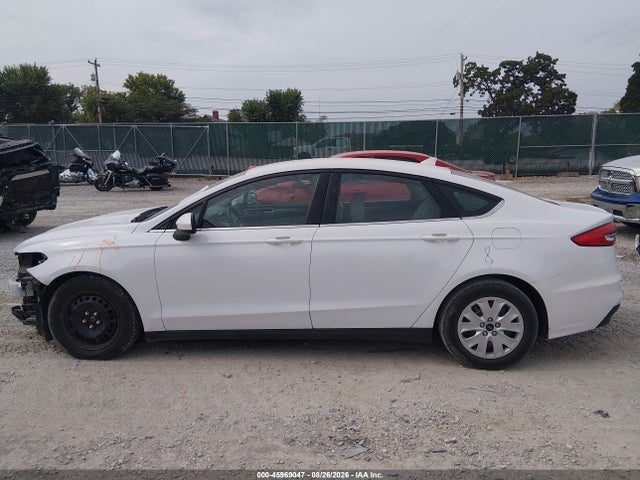 Продажа на аукционе авто 2020 Ford Fusion S, vin: 3FA6P0G78LR249973, номер лота: 45969047