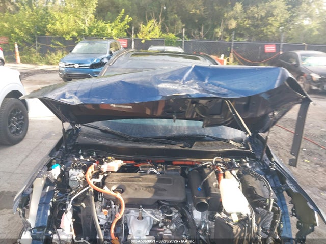 Продажа на аукционе авто 2026 Honda Cr-v Hybrid Awd Sport, vin: 7FARS6H51TE075367, номер лота: 45969051