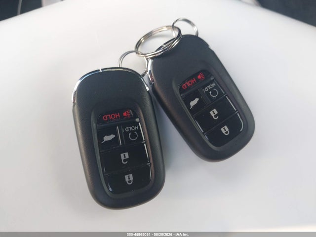 Продажа на аукционе авто 2026 Honda Cr-v Hybrid Awd Sport, vin: 7FARS6H51TE075367, номер лота: 45969051