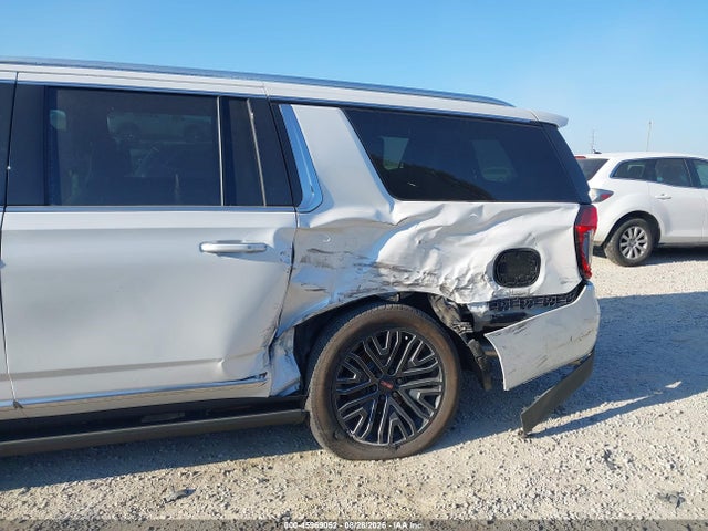 1GKS2JKL1NR107470 GMC Yukon Xl 4wd Denali