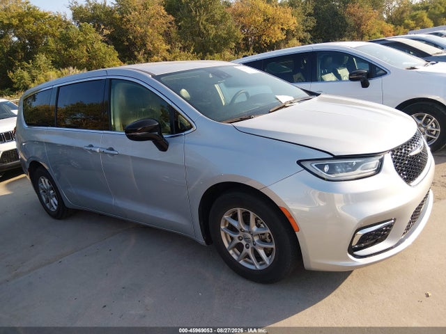 Chrysler Pacifica Touring L 2024 2C4RC1BG6RR129555 Image 13