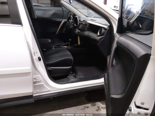 Toyota Rav4 Xle 2015 2T3RFREV1FW263925 Image 5