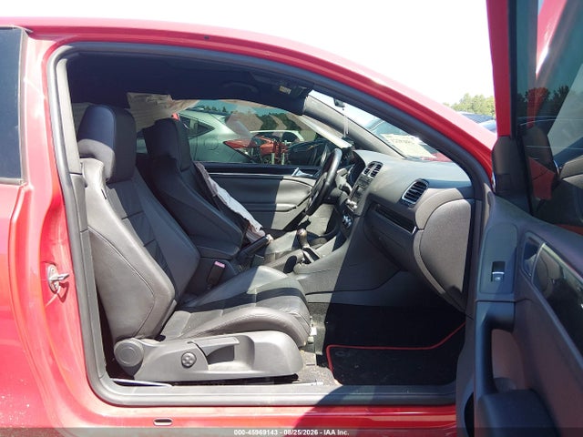 2010 Volkswagen Gti 2-door მანქანა იყიდება აუქციონზე, vin: WVWEV7AJ7AW182611, აუქციონის ნომერი: 45969143