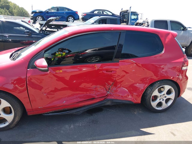 2010 Volkswagen Gti 2-door მანქანა იყიდება აუქციონზე, vin: WVWEV7AJ7AW182611, აუქციონის ნომერი: 45969143