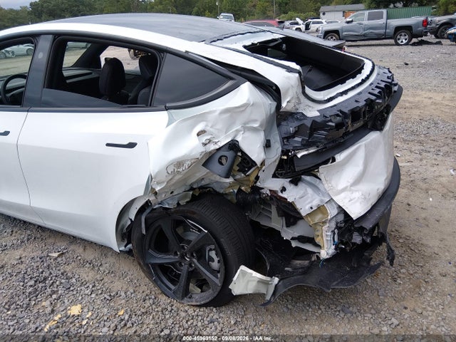 7SAYGDED9TA654311 Tesla Model Y Premium Rear-wheel Drive/rear-wheel Drive