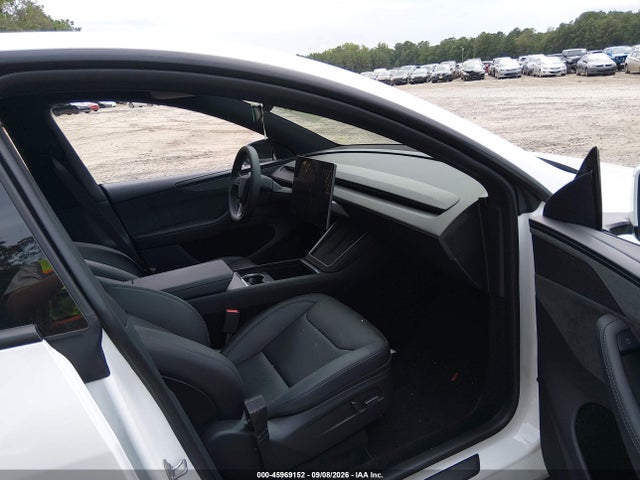 7SAYGDED9TA654311 Tesla Model Y Premium Rear-wheel Drive/rear-wheel Drive