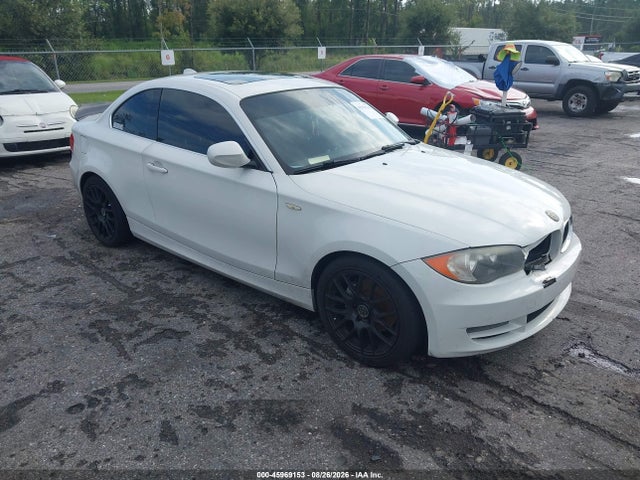 45969153 :رقم المزاد ، WBAUP9C55BVL89522 vin ، 2011 Bmw 128i مزاد بيع