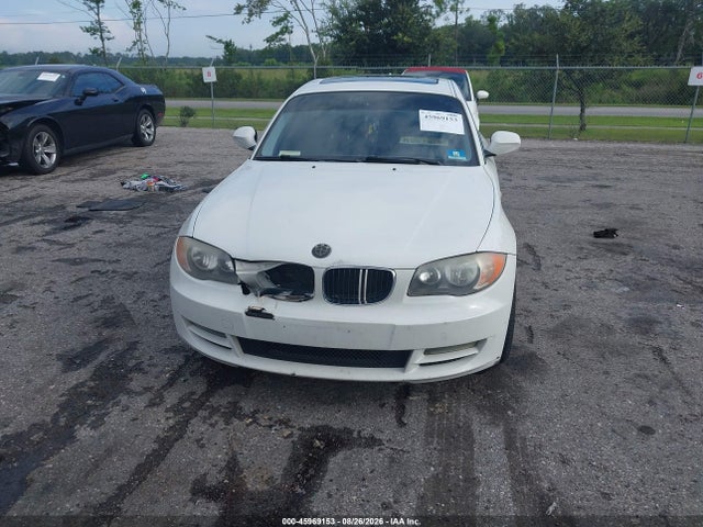 2011 Bmw 128i მანქანა იყიდება აუქციონზე, vin: WBAUP9C55BVL89522, აუქციონის ნომერი: 45969153