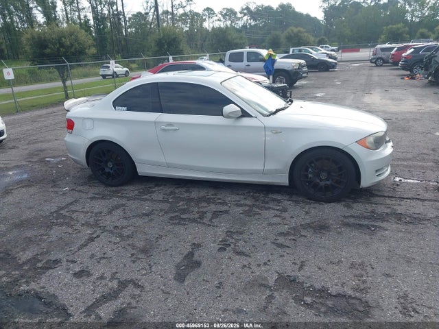 2011 Bmw 128i მანქანა იყიდება აუქციონზე, vin: WBAUP9C55BVL89522, აუქციონის ნომერი: 45969153