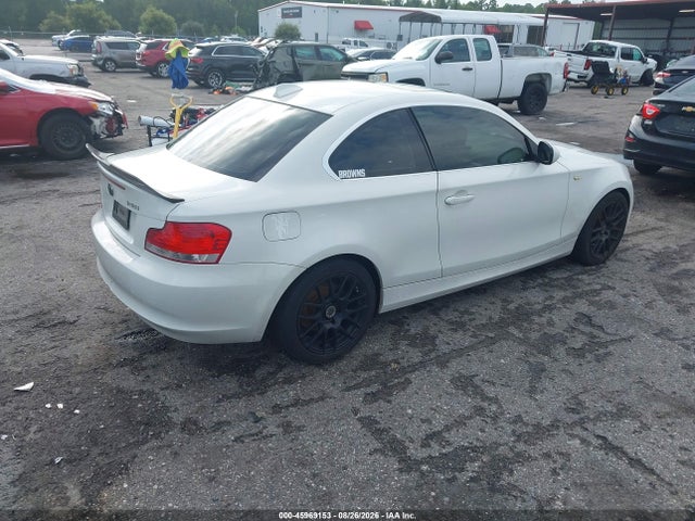 2011 Bmw 128i მანქანა იყიდება აუქციონზე, vin: WBAUP9C55BVL89522, აუქციონის ნომერი: 45969153