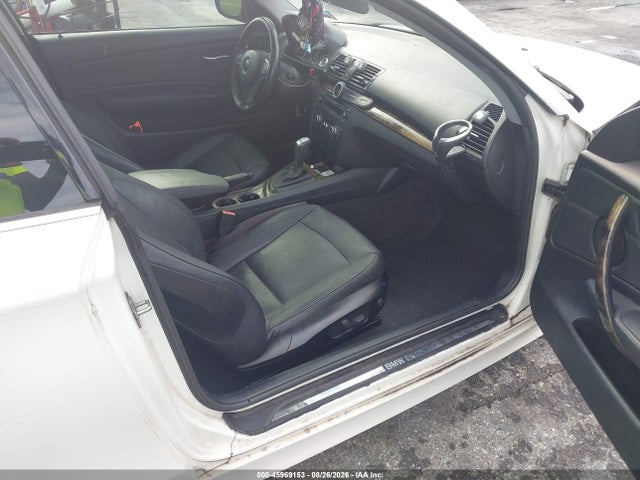 2011 Bmw 128i მანქანა იყიდება აუქციონზე, vin: WBAUP9C55BVL89522, აუქციონის ნომერი: 45969153