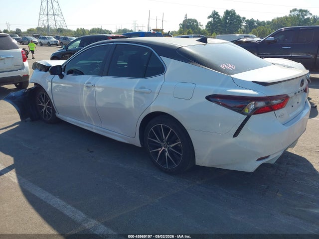 45969197 :رقم المزاد ، 4T1T11AK4PU760818 vin ، 2023 Toyota Camry Se مزاد بيع