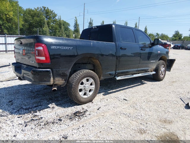 45969202 :رقم المزاد ، 3C6UR5DJ0MG697637 vin ، 2021 Ram 2500 Big Horn  4x4 6'4 Box مزاد بيع