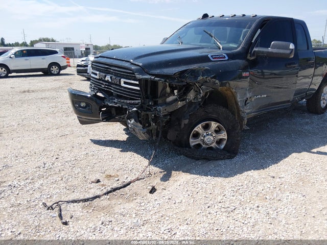 45969202 :رقم المزاد ، 3C6UR5DJ0MG697637 vin ، 2021 Ram 2500 Big Horn  4x4 6'4 Box مزاد بيع