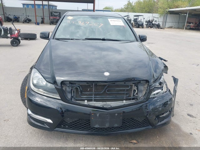 45969259 :رقم المزاد ، WDDGF4HB0CR224384 vin ، 2012 Mercedes-benz C 250 Sport مزاد بيع