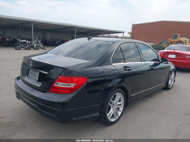 45969259 :رقم المزاد ، WDDGF4HB0CR224384 vin ، 2012 Mercedes-benz C 250 Sport مزاد بيع