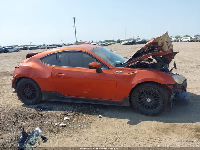 45969290 :رقم المزاد ، JF1ZNAA19D2720158 vin ، 2013 Scion Fr-s مزاد بيع
