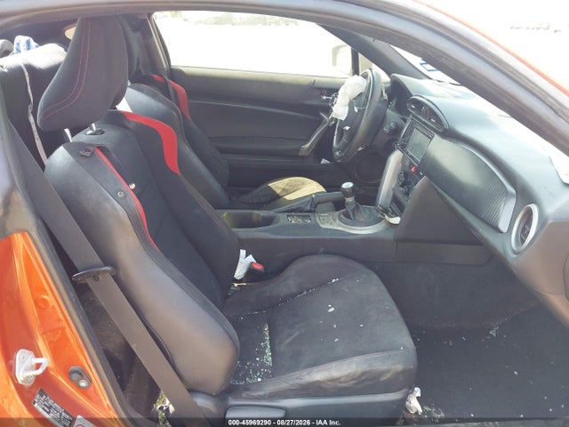 45969290 :رقم المزاد ، JF1ZNAA19D2720158 vin ، 2013 Scion Fr-s مزاد بيع