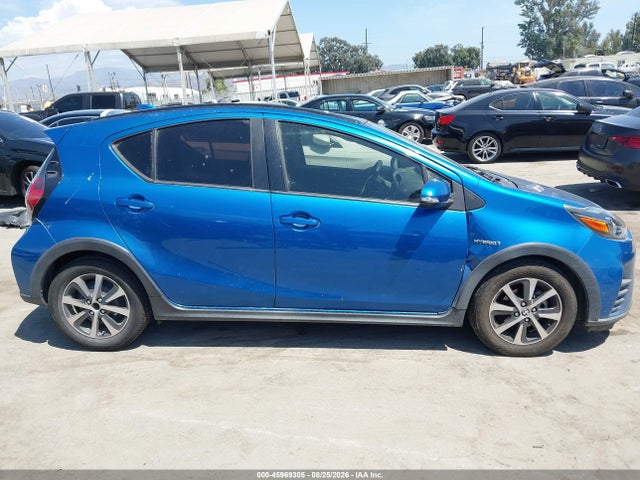 JTDKDTB33J1599431 Toyota Prius C One