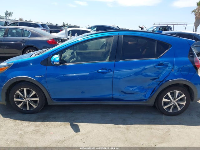 JTDKDTB33J1599431 Toyota Prius C One
