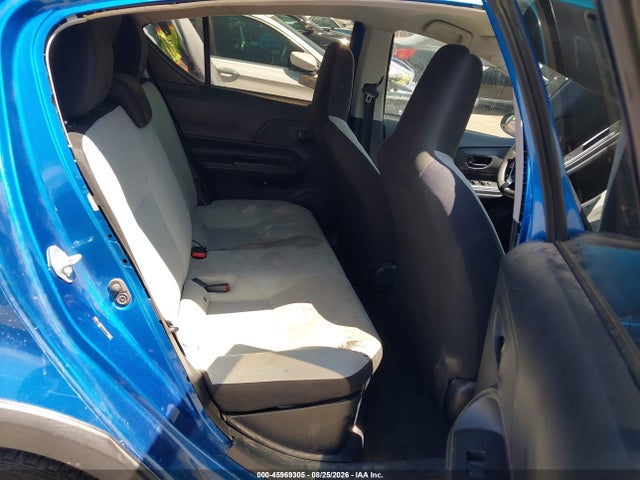JTDKDTB33J1599431 Toyota Prius C One