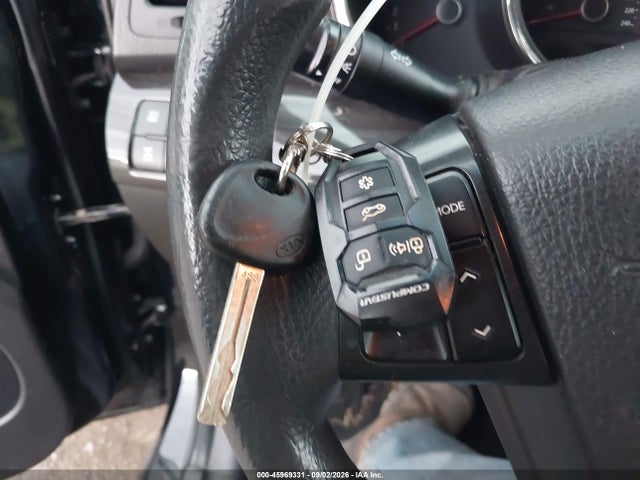 Aukcja sprzedaży 2011 Kia Sorento Lx, vin: 5XYKTCA10BG123304, numer aukcji: 45969331