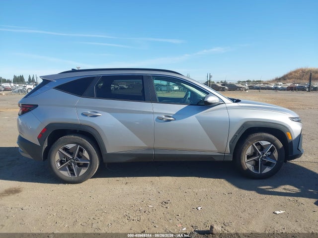 5NMJBCDE4TH667650 Hyundai TUCSON SEL