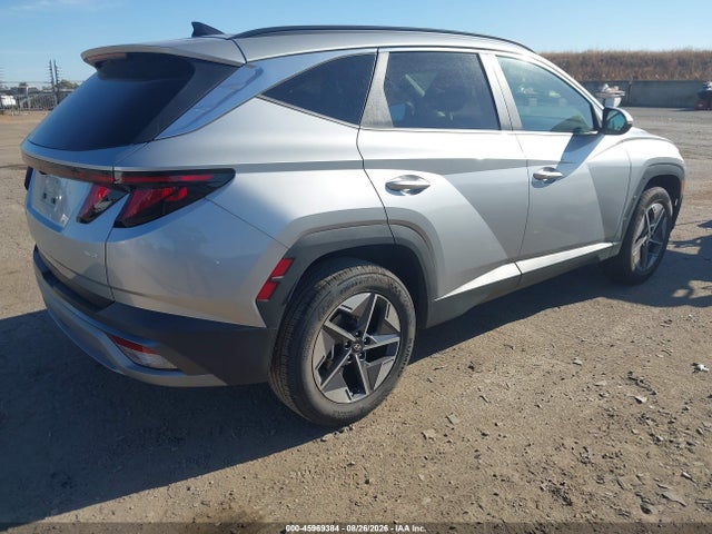 5NMJBCDE4TH667650 Hyundai TUCSON SEL