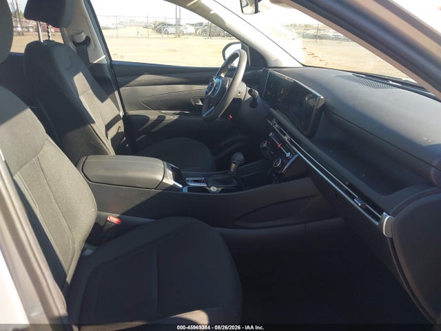 5NMJBCDE4TH667650 Hyundai TUCSON SEL