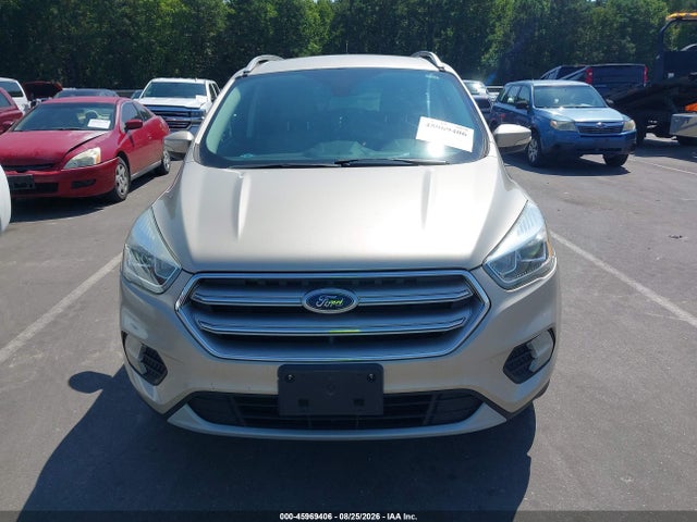 2017 Ford Escape Titanium მანქანა იყიდება აუქციონზე, vin: 1FMCU0JD5HUB73256, აუქციონის ნომერი: 45969406
