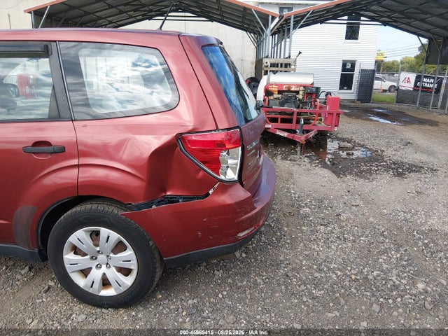 2010 Subaru Forester 2.5x მანქანა იყიდება აუქციონზე, vin: JF2SH6AC3AG716298, აუქციონის ნომერი: 45969415