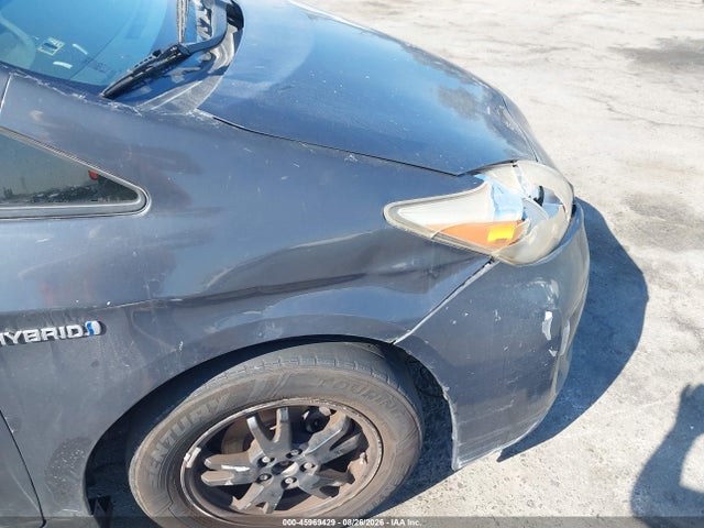 Toyota Prius Two 2015 JTDKN3DU2F0445552 Image 6