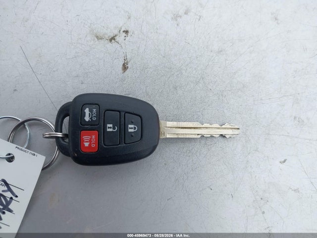 45969473 :رقم المزاد ، 4T1BF1FK0HU726866 vin ، 2017 Toyota Camry Se مزاد بيع