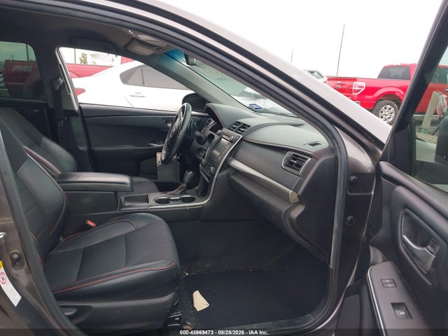 45969473 :رقم المزاد ، 4T1BF1FK0HU726866 vin ، 2017 Toyota Camry Se مزاد بيع