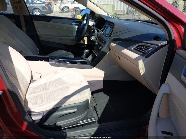 Продажа на аукционе авто 2015 Hyundai Sonata Se, vin: 5NPE24AF7FH215834, номер лота: 45969505