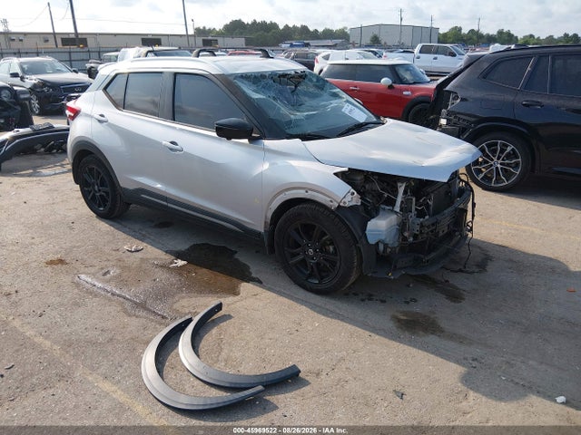 Auction sale of the 2020 Nissan Kicks Sr Xtronic Cvt, vin: 3N1CP5DV9LL568835, lot number: 45969522