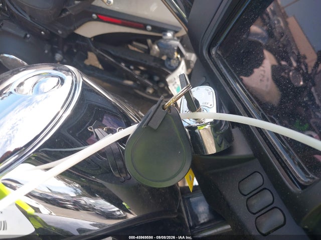 Harley-Davidson FLHX 2021 1HD1KBC23MB639425 Image 11