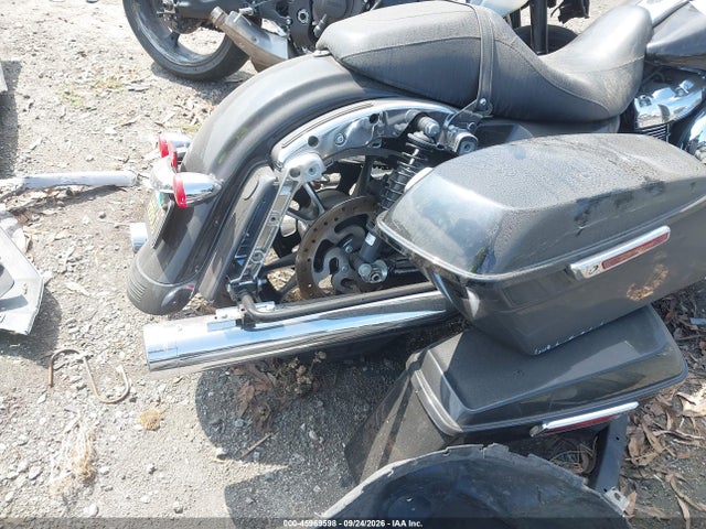 Harley-Davidson FLHX 2021 1HD1KBC23MB639425 Image 4