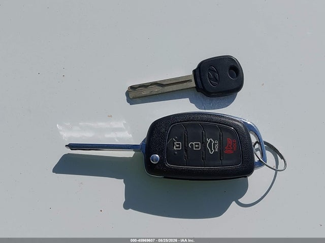 Hyundai SONATA ECO 2016 5NPE24AA9GH354580 Image 11
