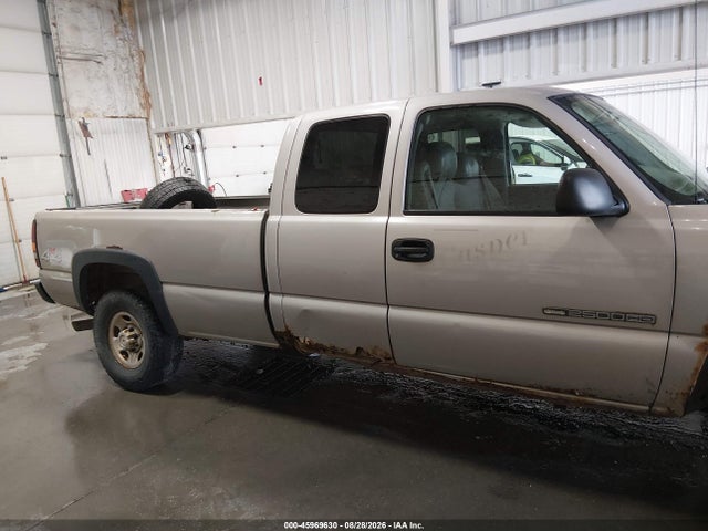 45969630 :رقم المزاد ، 1GTHK29U14E218973 vin ، 2004 Gmc Sierra K2500 Heavy Duty مزاد بيع