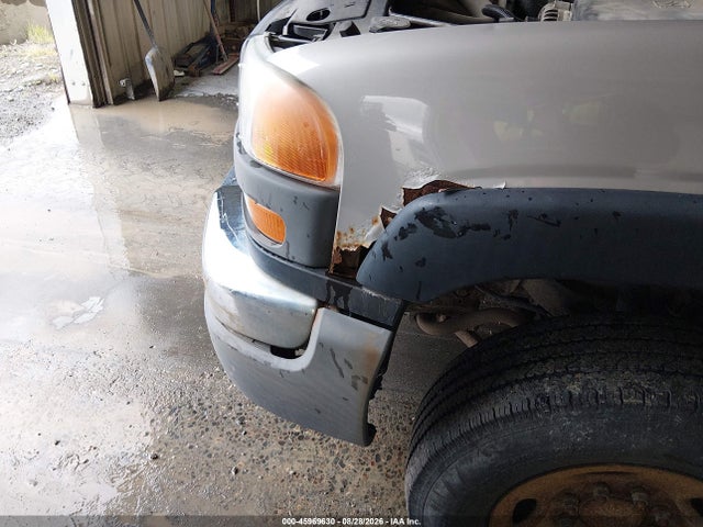 45969630 :رقم المزاد ، 1GTHK29U14E218973 vin ، 2004 Gmc Sierra K2500 Heavy Duty مزاد بيع