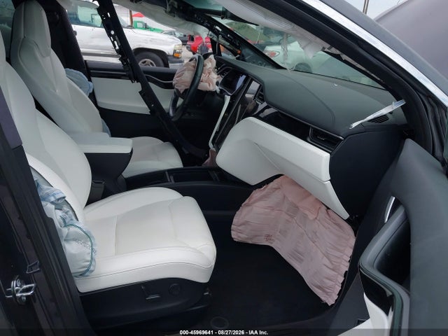 Продажа на аукционе авто 2018 Tesla Model X 100d/75d/p100d, vin: 5YJXCBE25JF115708, номер лота: 45969641