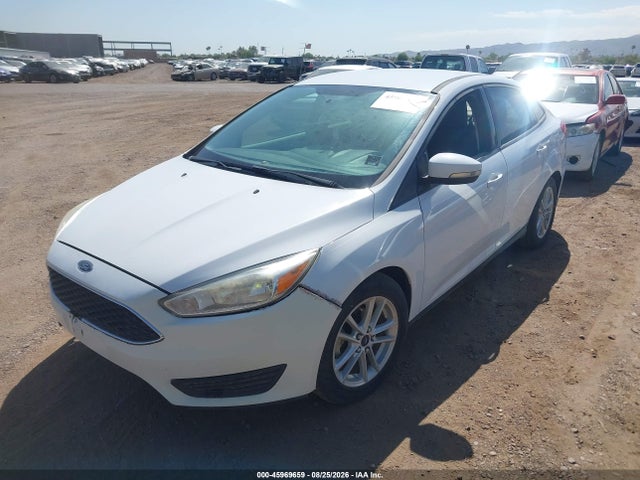 Ford FOCUS SE 2017 1FADP3F24HL314676 Image 2