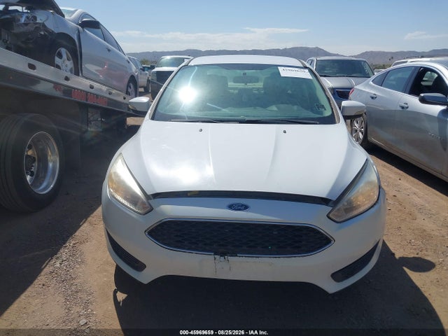 Ford FOCUS SE 2017 1FADP3F24HL314676 Image 6