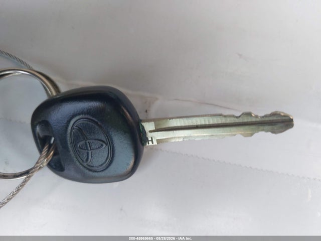 Toyota Sienna Le 8 Passenger 2018 5TDKZ3DC2JS924524 Image 11