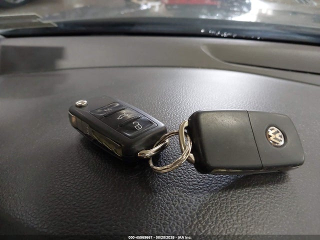 Продаж на аукціоні авто 2015 Volkswagen Jetta 2.0l S, vin: 3VW2K7AJ2FM214350, номер лоту: 45969667
