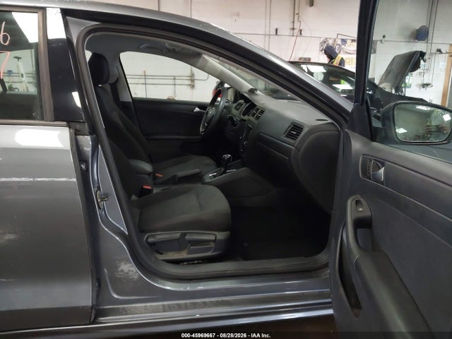 Продаж на аукціоні авто 2015 Volkswagen Jetta 2.0l S, vin: 3VW2K7AJ2FM214350, номер лоту: 45969667